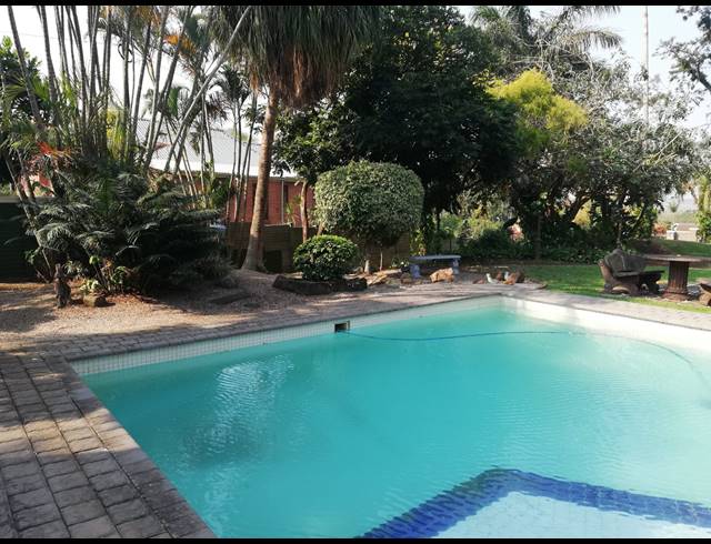 6 BEDROOM HOUSE FOR SALE IN FAIRVIEW